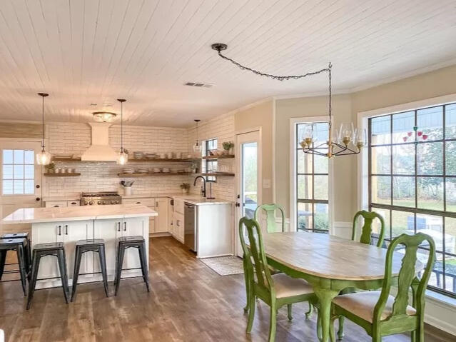 Carriere MS Short-Term Rental